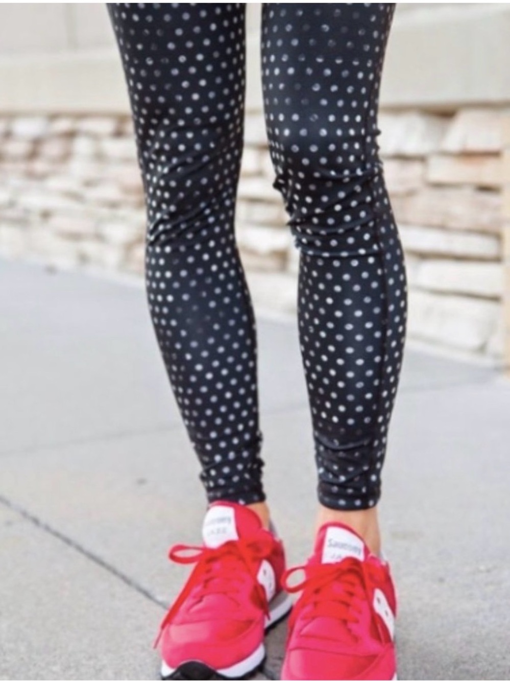 Athleta Crystal Chaturanga Polka Dot Leggings Reversible Tights Black White Med - Picture 3 of 13